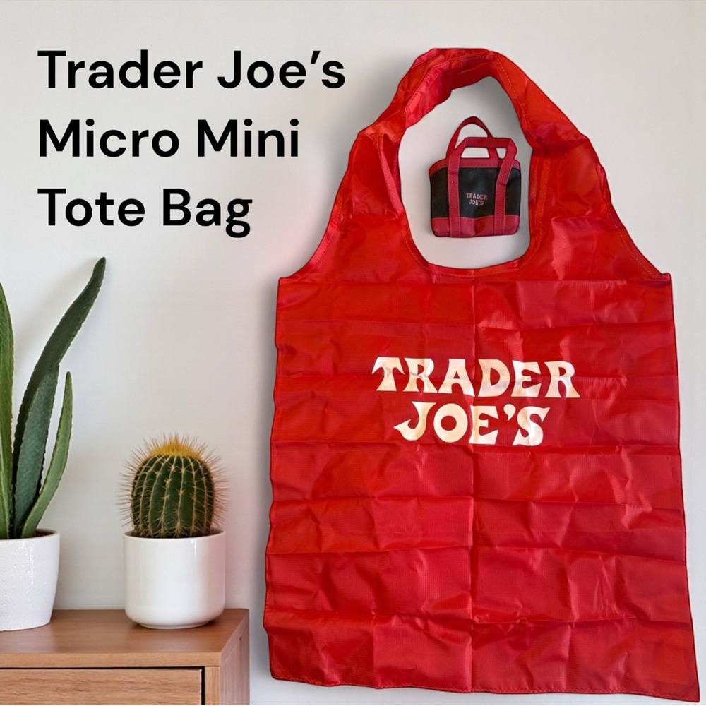 Trader Joe’s Micro Mini Tote Bag Foldable Reusable Shopping Bag Set Red Black
